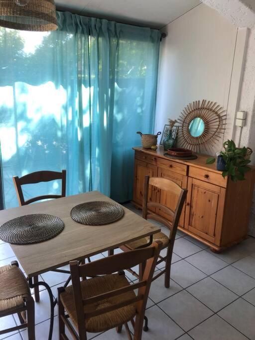Grand Studio Veranda Et Terrasse Carqueiranne Luaran gambar